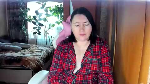 lika35109 online show from 04-19-26, 06:02