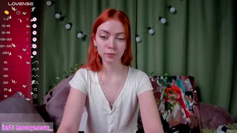 Snapshot of lika_moon chatting on 12-19-24, 12:45 Lika online show from 12-19-24, 12:45