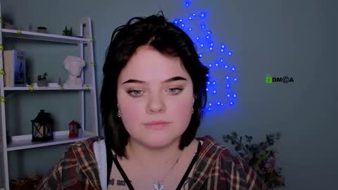 lika_pop online show from 01-11-26, 07:41