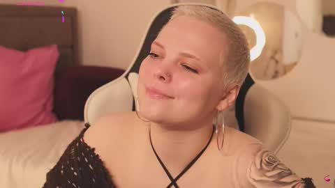 likaaberry online show from 02-26-26, 05:56