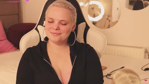 likaaberry online show from 03-05-26, 12:56