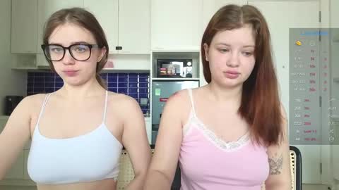 Snapshot of like_sun chatting on 02-11-25, 02:57 Call me Anna online show from 02-11-25, 02:57