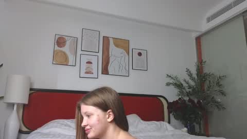 Snapshot of like_sun chatting on 03-10-25, 03:01 Call me Anna online show from 03-10-25, 03:01