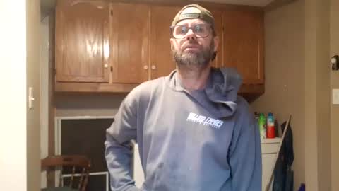 Snapshot of likedoingit69 chatting on 11-03-25, 05:36 St pierre online show from 11-03-25, 05:36