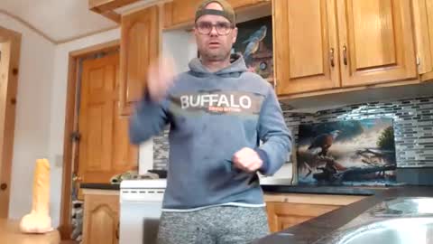 St pierre online show from 12-21-25, 03:41