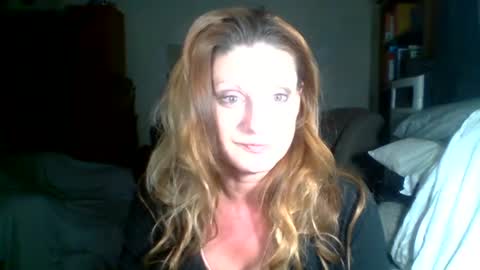Snapshot of likerightnow chatting on 07-11-26, 09:56 likerightnow online show from 07-11-26, 09:56