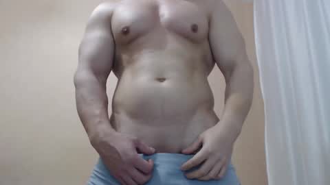 Snapshot of likwidator84 chatting on 03-12-25, 09:55 Maximus online show from 03-12-25, 09:55