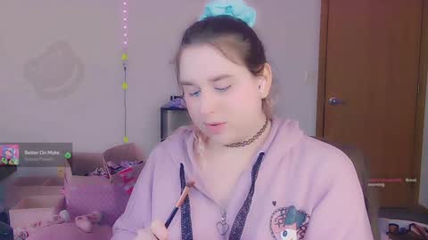 Lil Alison Heart online show from 01-14-25, 04:40