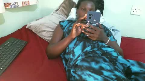 Snapshot of lil_donna chatting on 01-26-25, 05:13 lil_donna online show from 01-26-25, 05:13