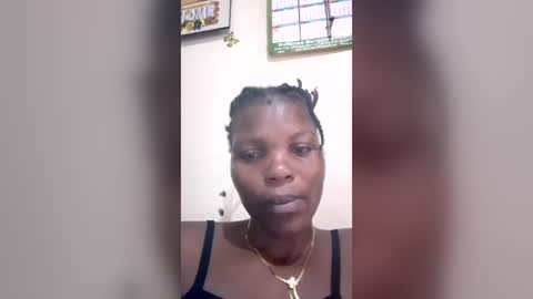 Snapshot of lil_donna chatting on 06-20-26, 09:34 lil_donna online show from 06-20-26, 09:34