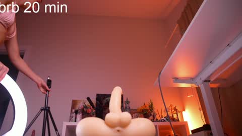 Snapshot of lil_eva chatting on 02-08-25, 03:21 All my link in bio sign up to support me online show from 02-08-25, 03:21