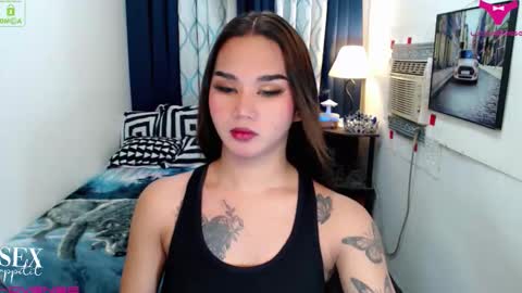 LILY online show from 12-22-25, 09:06