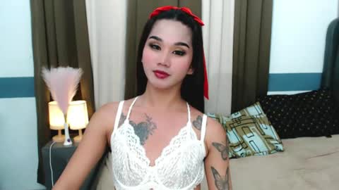 LILY online show from 03-23-26, 04:11