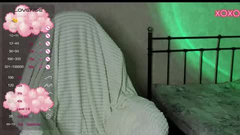 little moon online show from 12-14-24, 03:25