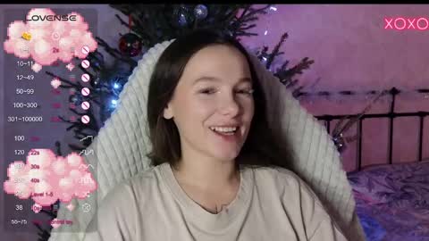 little moon online show from 12-31-24, 04:04