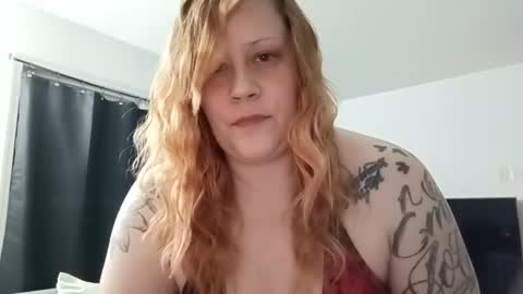Snapshot of lil_nelli8 chatting on 05-08-26, 08:19 lil_nelli8 online show from 05-08-26, 08:19