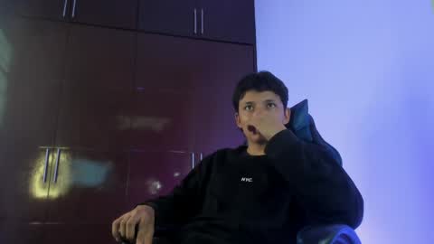 Snapshot of lil_yei66 chatting on 04-06-26, 09:05 Lil Yei online show from 04-06-26, 09:05