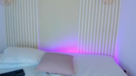 L I L A   online show from 02-17-25, 08:26