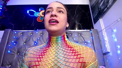   online show from 01-22-25, 01:42