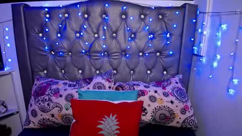   online show from 02-13-25, 11:39