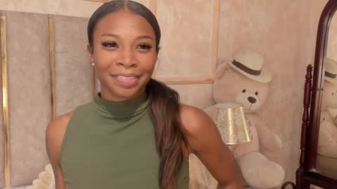 Snapshot of lilabeily chatting on 12-16-24, 07:21 lila bailey online show from 12-16-24, 07:21