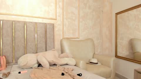 Snapshot of lilabeily chatting on 02-05-25, 01:47 lila bailey online show from 02-05-25, 01:47