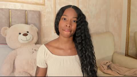 Snapshot of lilabeily chatting on 02-07-25, 02:40 lila bailey online show from 02-07-25, 02:40