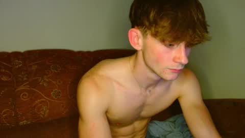 Snapshot of lilbearxxxx chatting on 11-16-25, 01:33 lilbearxxxx online show from 11-16-25, 01:33