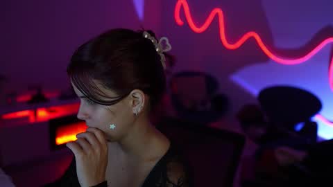 Rebecca online show from 03-05-26, 07:48