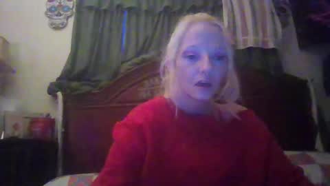 Snapshot of lilbit4u chatting on 02-19-25, 11:36 lilbit4u online show from 02-19-25, 11:36