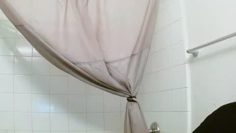 lilbratty_clouds_ogpuffdragon online show from 11-27-25, 09:17