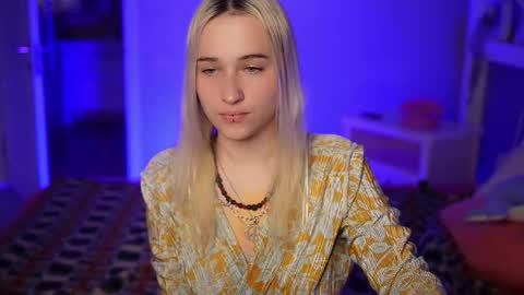 Anna online show from 04-15-26, 01:23