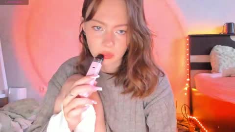 Snapshot of lilemma19 chatting on 05-12-26, 11:13 lilemma19 online show from 05-12-26, 11:13