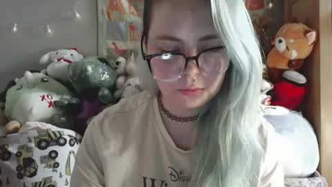 Snapshot of lilemmy1999 chatting on 07-20-26, 11:07 emily ryanson online show from 07-20-26, 11:07