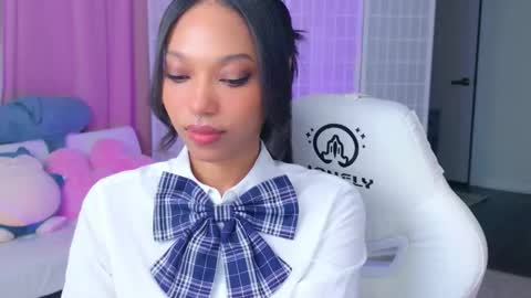 evie online show from 02-21-26, 02:45