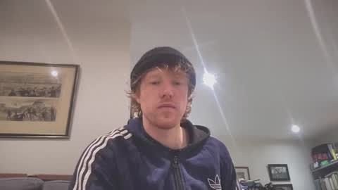 Snapshot of lilginge1 chatting on 11-08-25, 10:52 lilginge1 online show from 11-08-25, 10:52