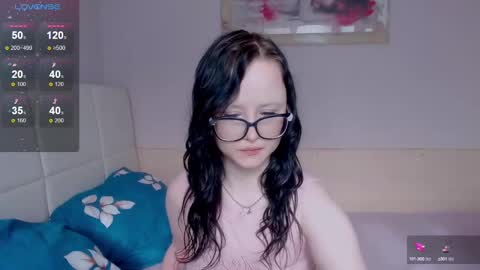 Nika and Lori online show from 01-28-25, 08:57