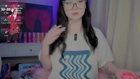 Nika and Lori online show from 04-28-26, 11:04