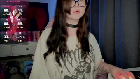 Snapshot of lilhornyprincess chatting on 06-03-26, 04:45 Nika and Lori online show from 06-03-26, 04:45