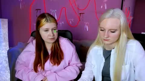 Lili online show from 03-17-26, 03:04