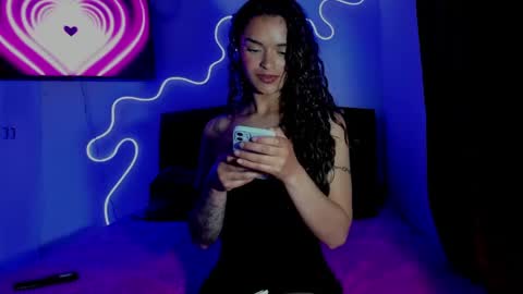 Snapshot of lili_evanss chatting on 05-15-26, 11:01 lili_evanss online show from 05-15-26, 11:01