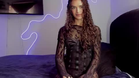 Snapshot of lili_evanss chatting on 06-04-26, 06:03 lili_evanss online show from 06-04-26, 06:03