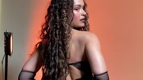 Snapshot of lili_evanss chatting on 06-24-26, 03:22 lili_evanss online show from 06-24-26, 03:22