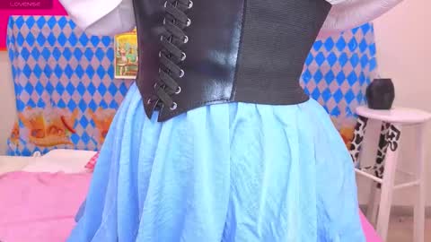 Snapshot of lili_flowerr chatting on 10-02-25, 10:22 Lilli follow me kiss online show from 10-02-25, 10:22