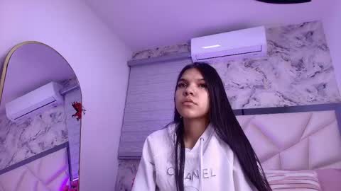 Lily online show from 04-04-26, 11:51