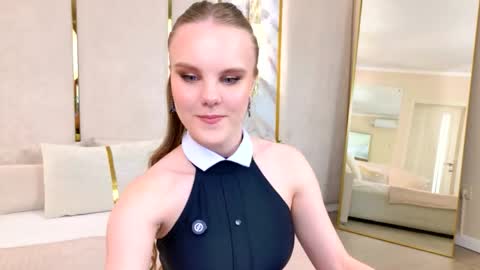 lili_lohan online show from 05-05-26, 10:01