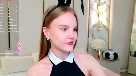 Snapshot of lili_lohan chatting on 07-09-26, 05:22 lili_lohan online show from 07-09-26, 05:22
