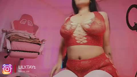 Lili online show from 02-18-26, 04:14