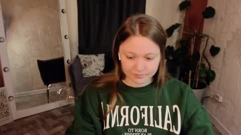 Lilian online show from 04-11-26, 05:45