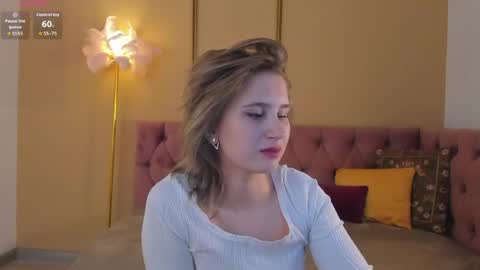 Snapshot of lilianadaniels chatting on 05-23-26, 01:44 Lilian online show from 05-23-26, 01:44